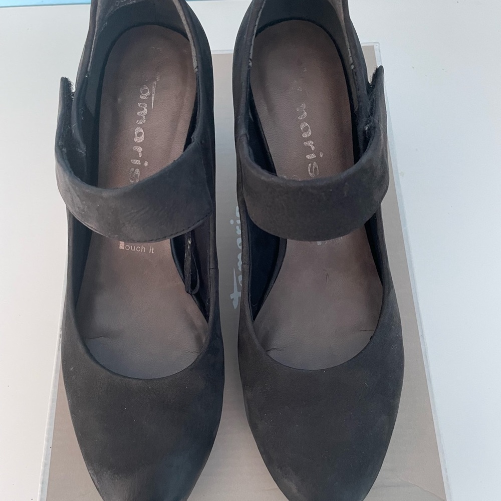 TAMARIS Wortman black suede/oiled leather shoes size 7.5 (38 EU) - Picture 3 of 6